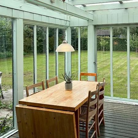 Vakantiehuis Cozy In With Wifi *